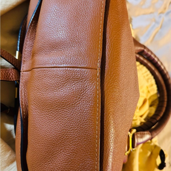 Chloe Marcie Satchel in Tan Grained Leather with Gold Accents - Picture 2 of 12